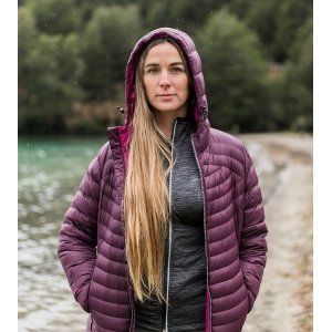 Campera de mujer Shelby con capucha