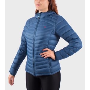 Campera de mujer Shelby con capucha