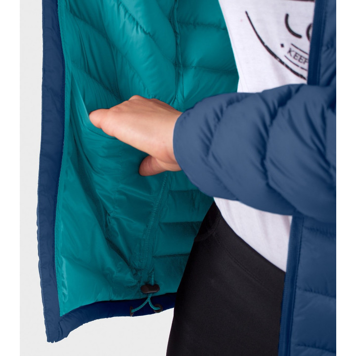 Campera de mujer Shelby con capucha