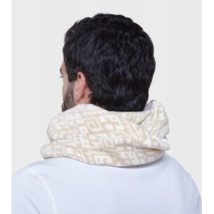 Cuello Hug
