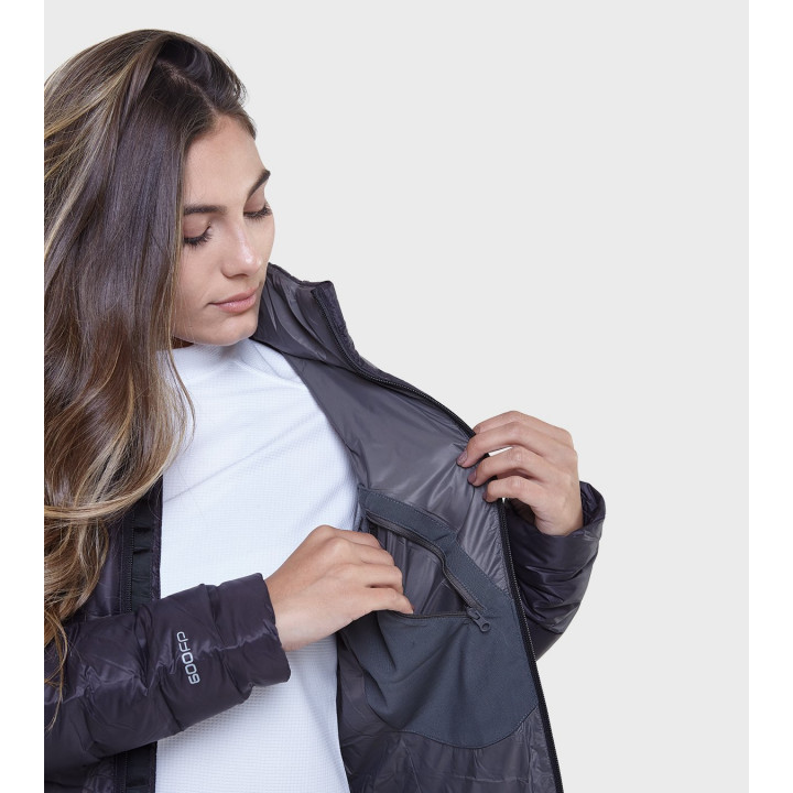 Campera de mujer Omega Pro