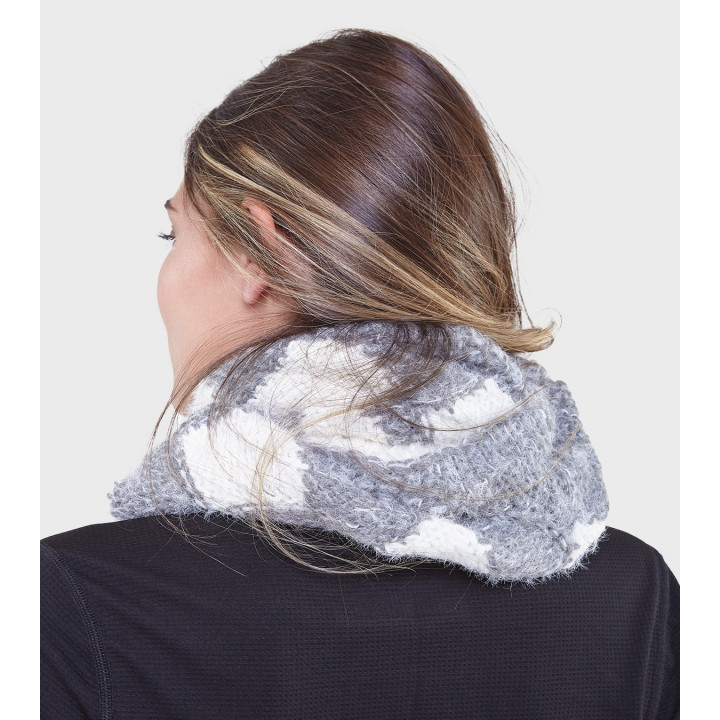 Cuello Agra