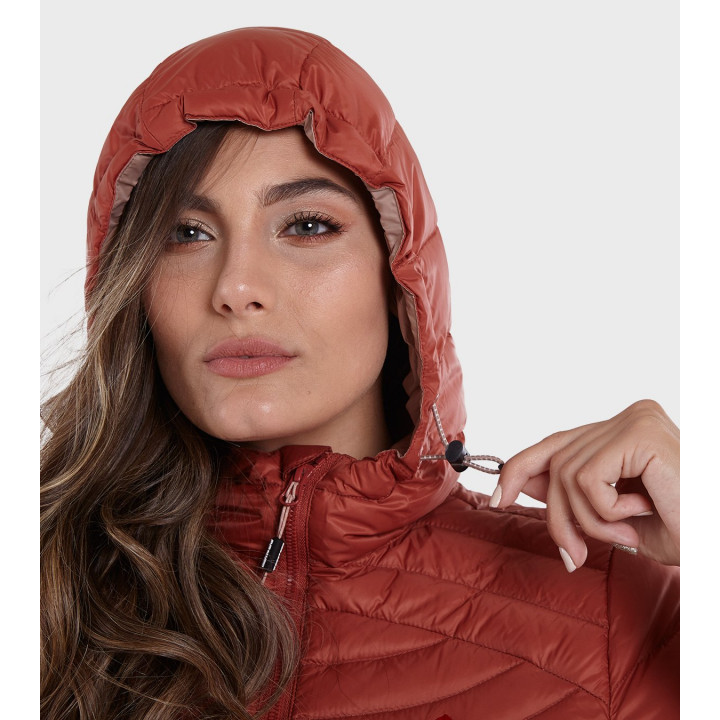 Campera de mujer Shelby con capucha