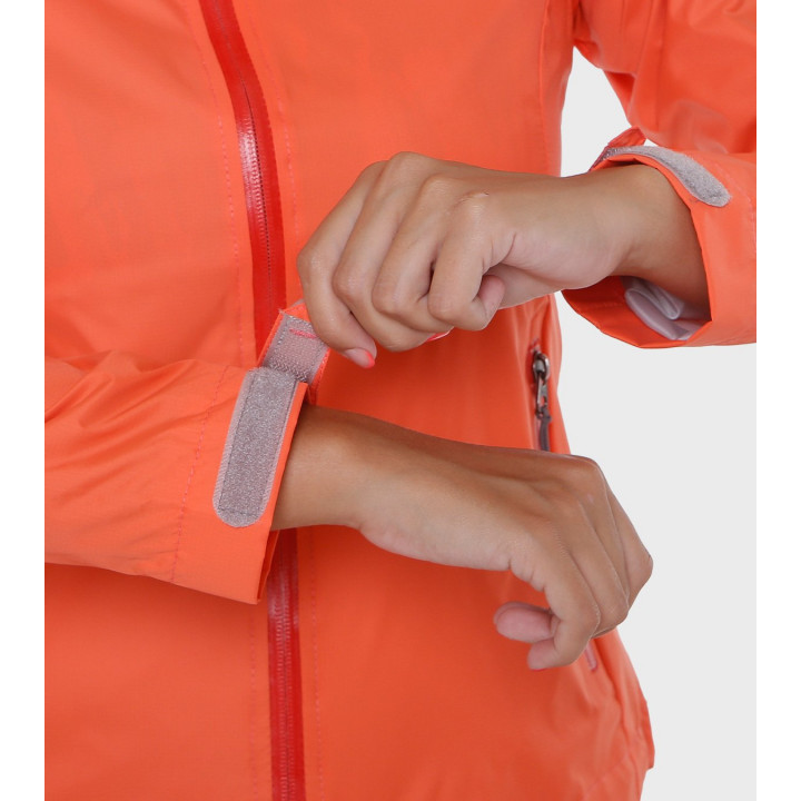 Campera rompeviento de mujer Eluney
