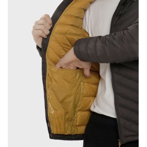 Campera de hombre Neegan con capucha