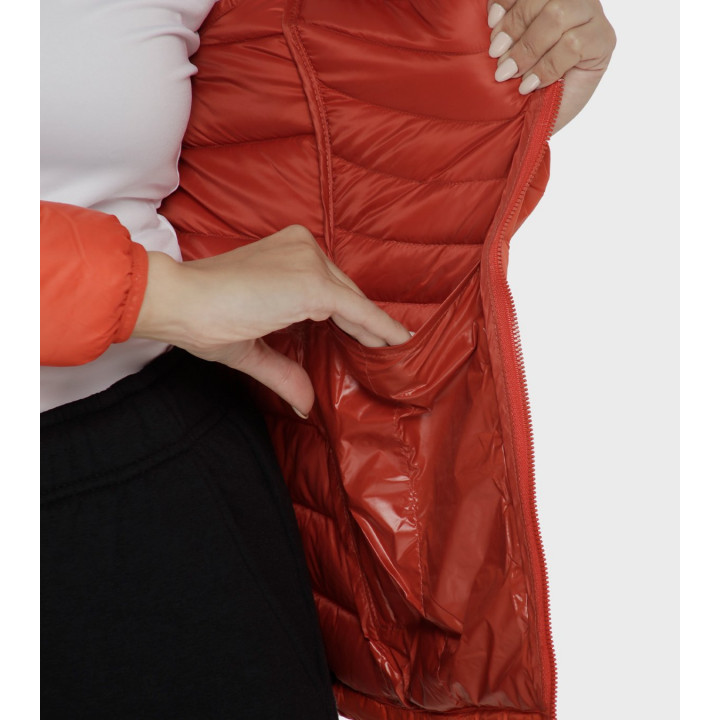 Campera de mujer Shelby con capucha