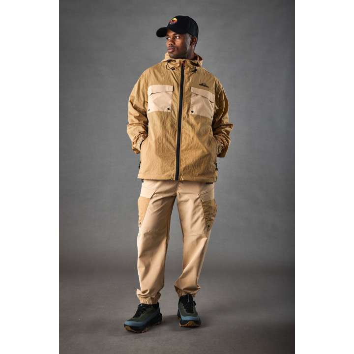 Pantalón de hombre Tesis