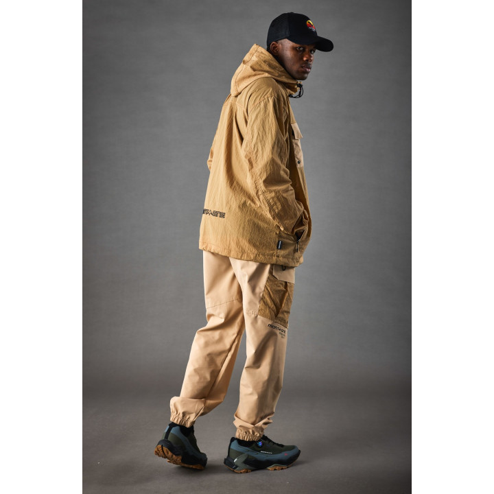 Pantalón de hombre Tesis
