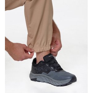 Pantalón de hombre Tesis