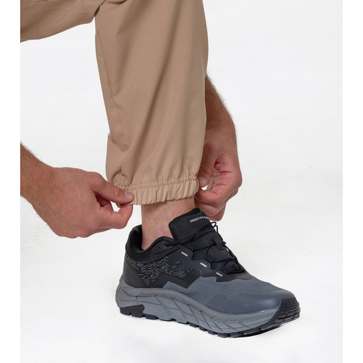 Pantalón de hombre Tesis